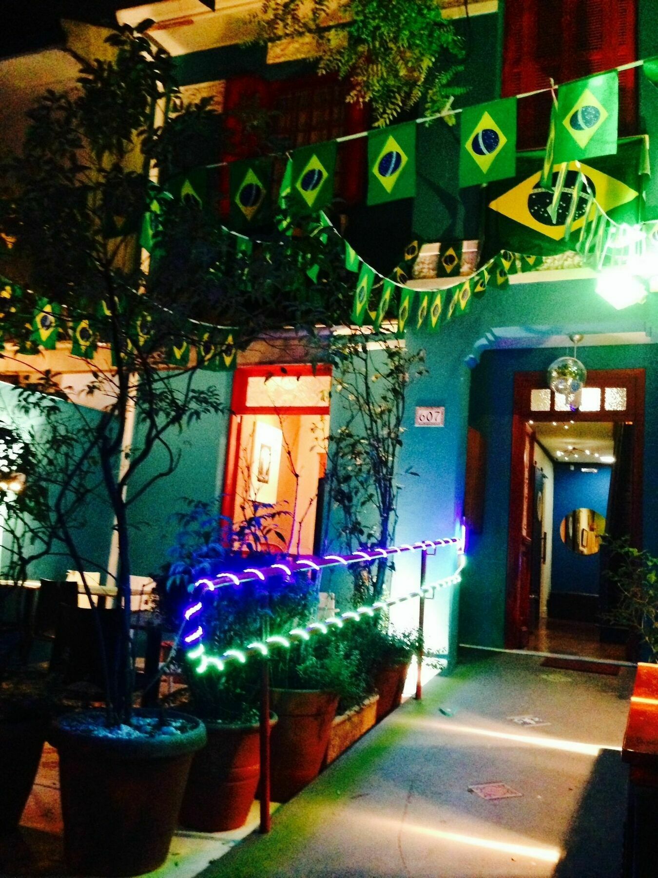 Hostel California Cafe Bar Сан-Пауло Экстерьер фото